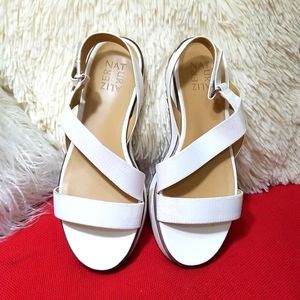NATURALIZER SANDALS